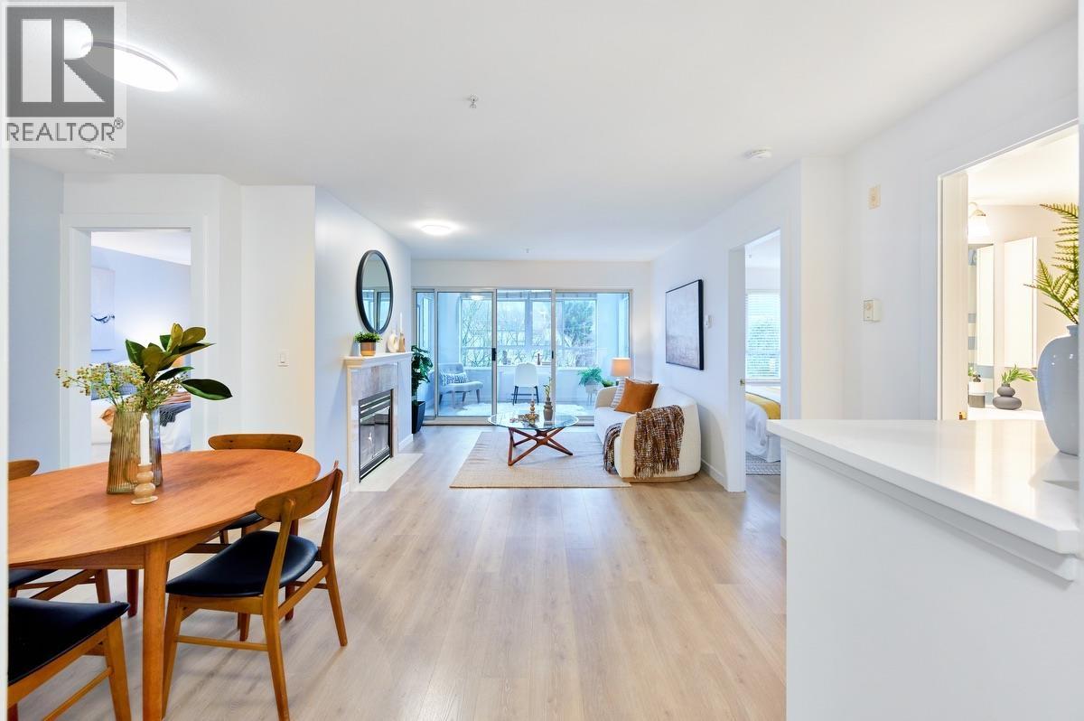 313 855 W 16th Street, North Vancouver, British Columbia  V7P 1R2 - Photo 4 - R3103877