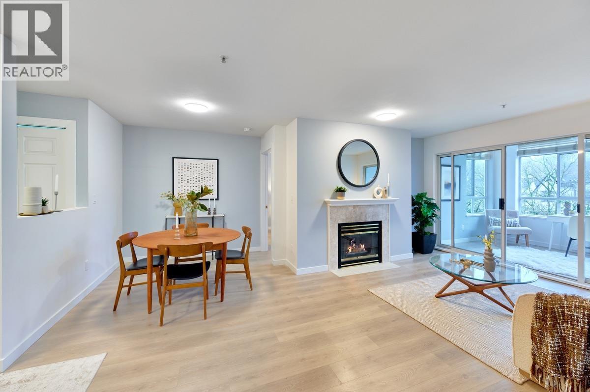 313 855 W 16th Street, North Vancouver, British Columbia  V7P 1R2 - Photo 5 - R3103877