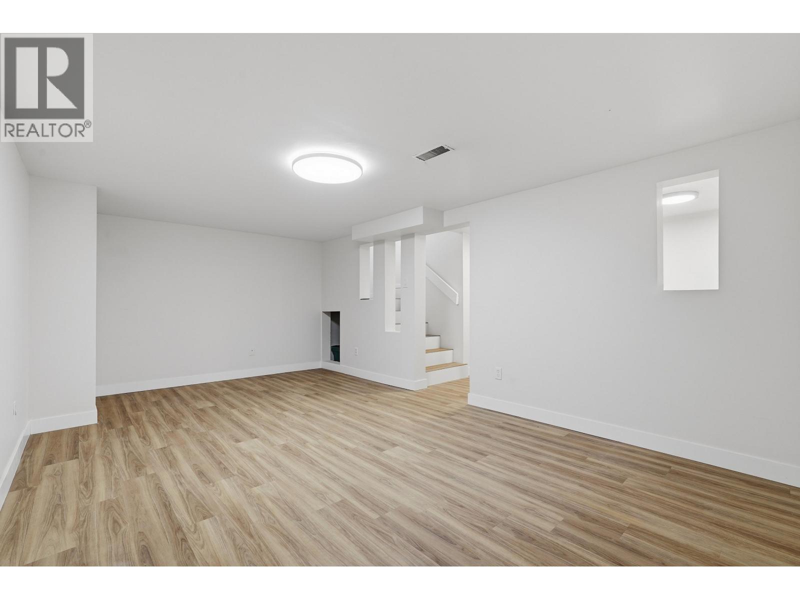 2329 Mountain Highway, North Vancouver, British Columbia  V7J 2N2 - Photo 25 - R3103882