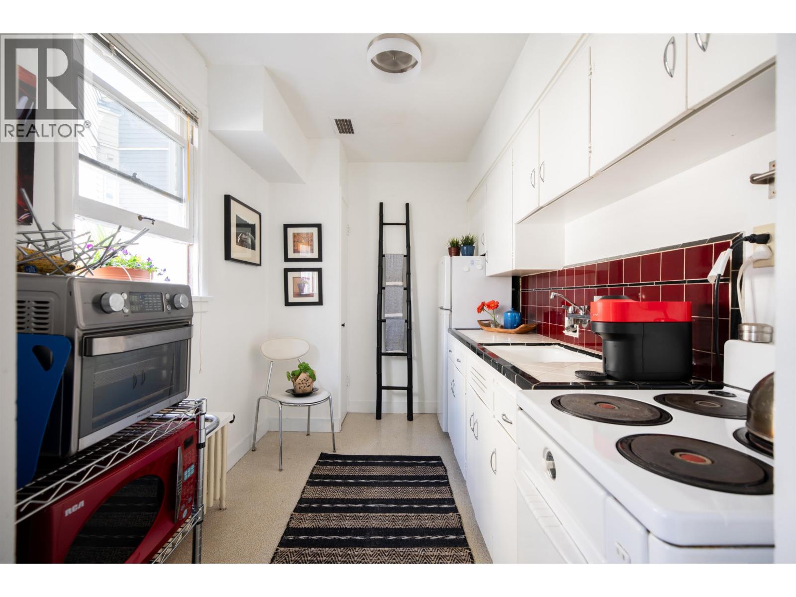 303 1565 Burnaby Street, Vancouver, British Columbia  V6G 1X1 - Photo 16 - R3103887