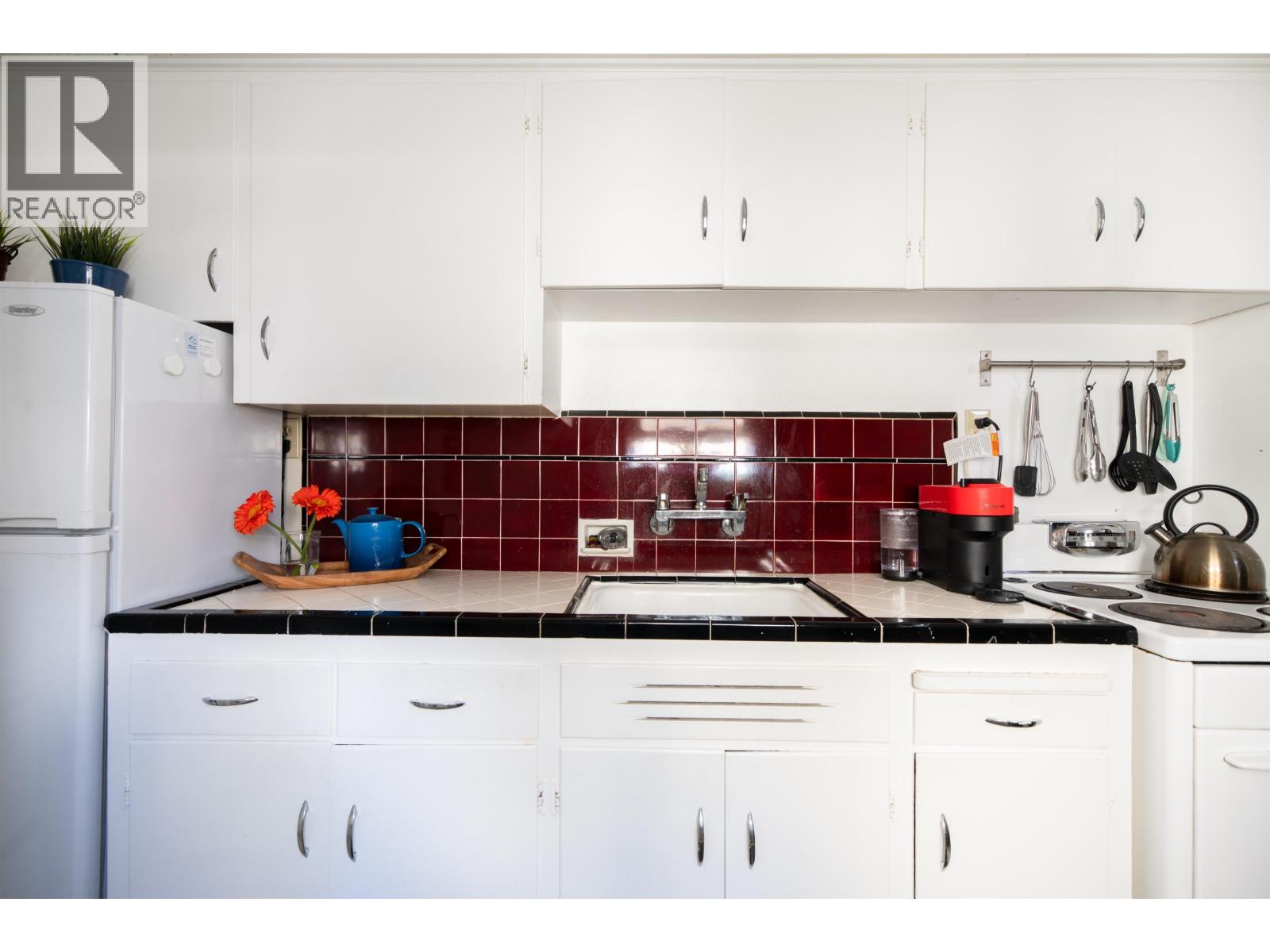 303 1565 Burnaby Street, Vancouver, British Columbia  V6G 1X1 - Photo 18 - R3103887