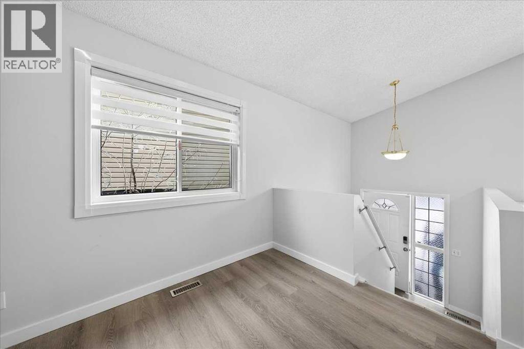 246 Martinvalley Mews Ne, Calgary, Alberta  T3J 4W3 - Photo 6 - A2291059