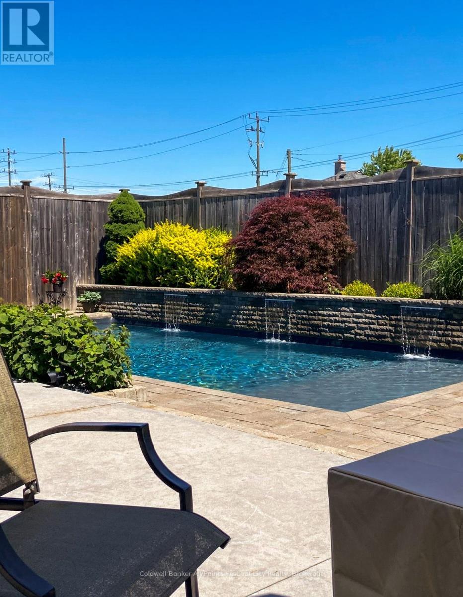 200 Picton Street E, Goderich, Ontario  N7A 1J8 - Photo 44 - X12923458