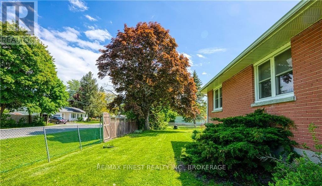 Lorem Ipsum Dolo, Kingston, Ontario  K7M  - Photo 33 - DEMO29518949