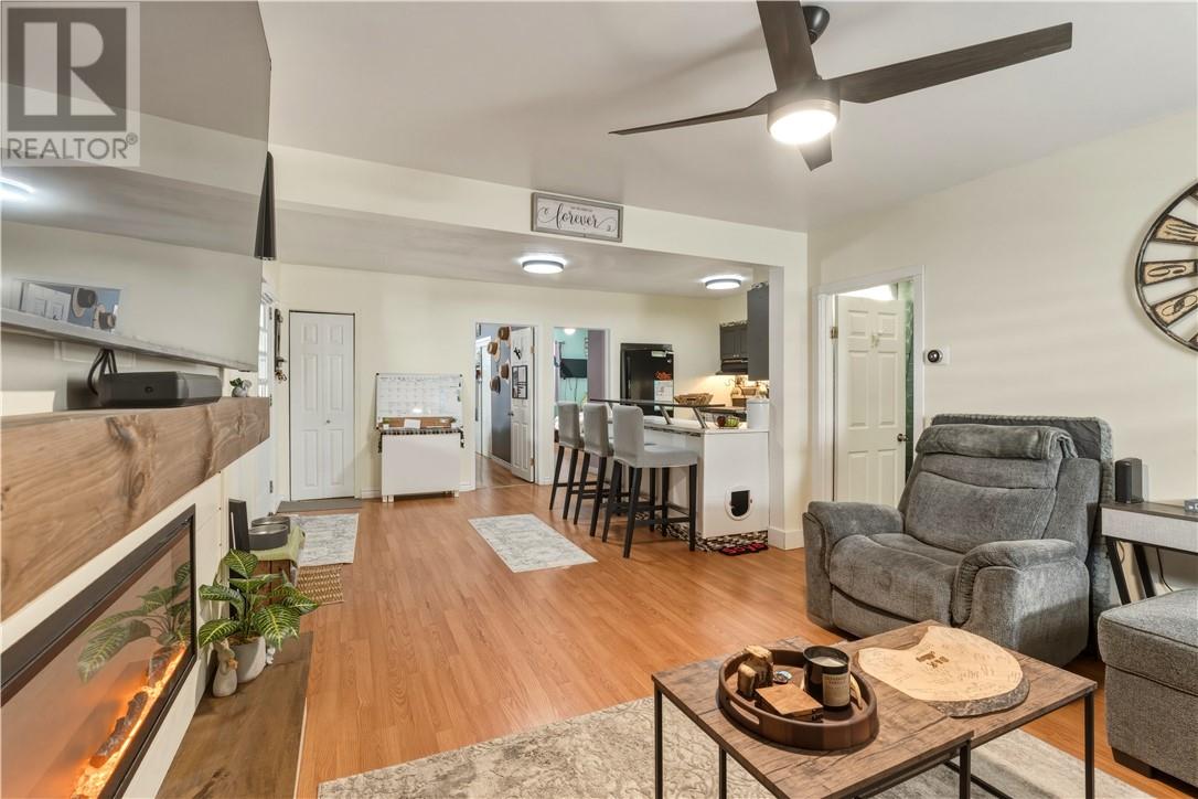 85 Main St, Chelmsford, Ontario  P0M 1L0 - Photo 12 - 2126918