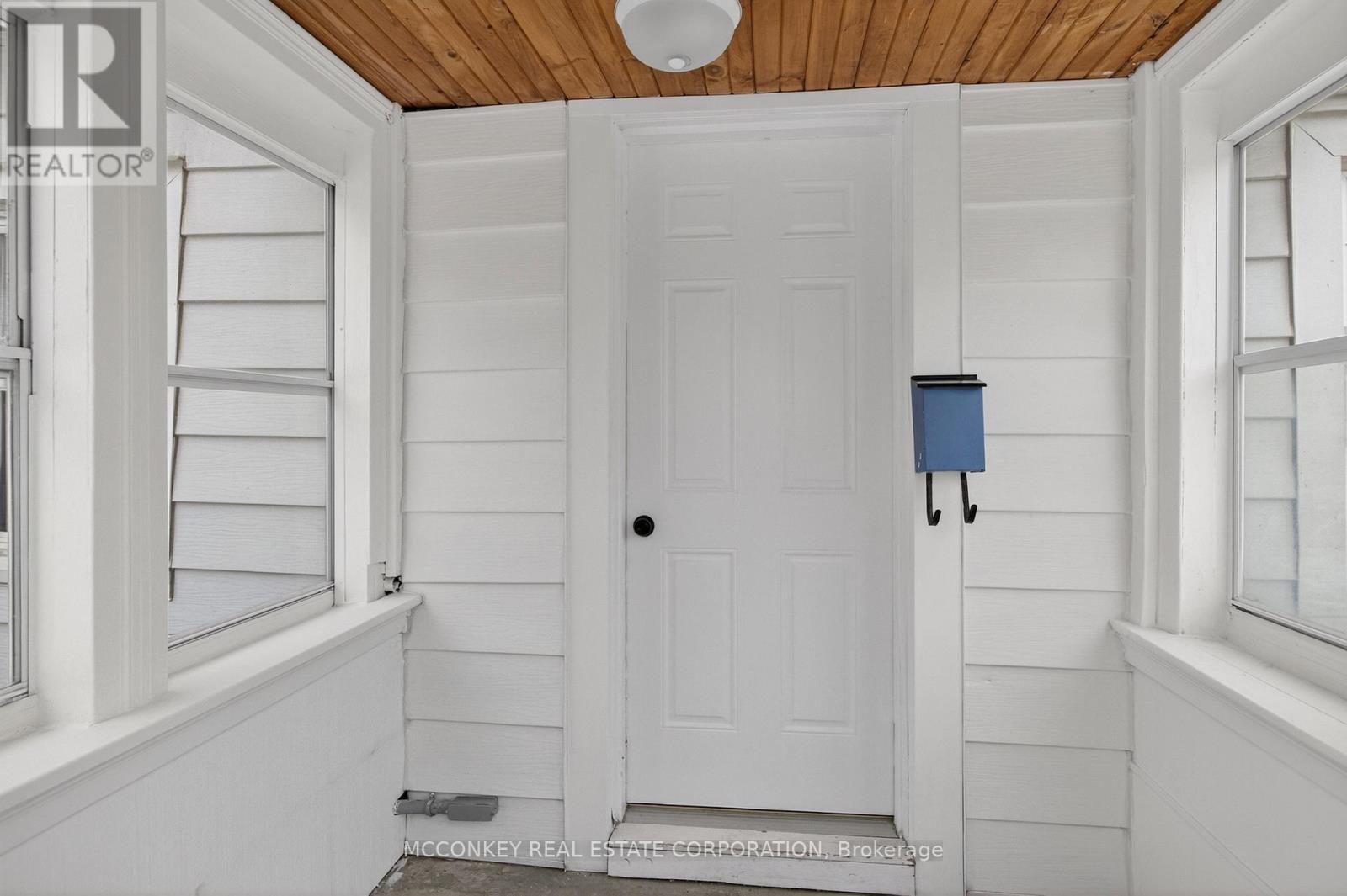 639 Rubidge Street, Peterborough, Ontario  K9H 4E9 - Photo 2 - X12923412