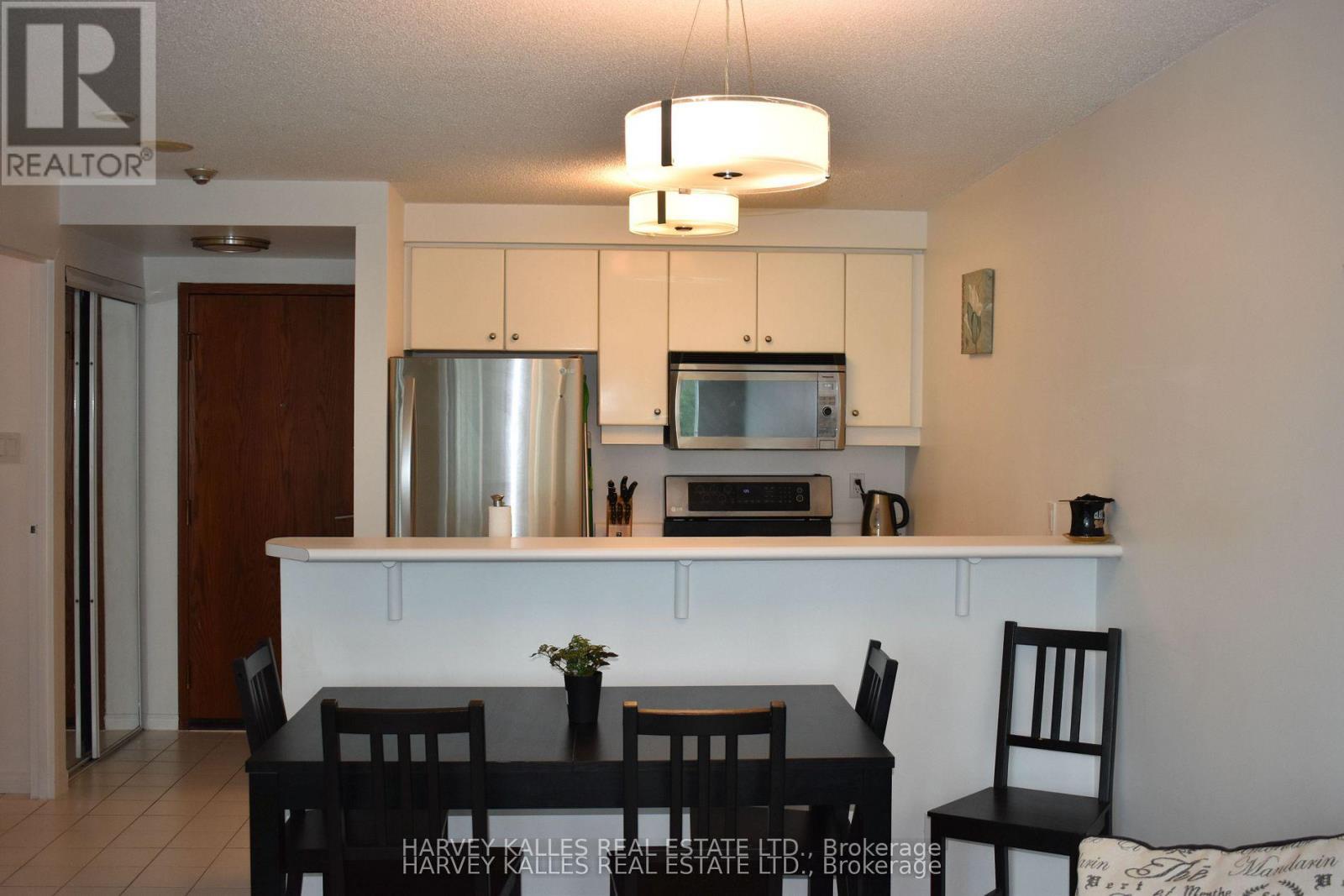 705 - 10 YONGE STREET, Toronto, Ontario