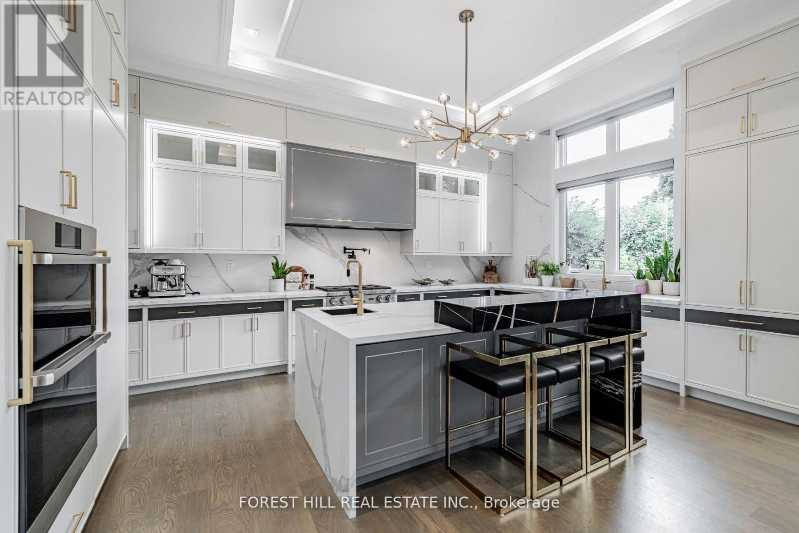 49 Ravenscroft Circle, Toronto, Ontario  M2K 1K1 - Photo 17 - C12923340