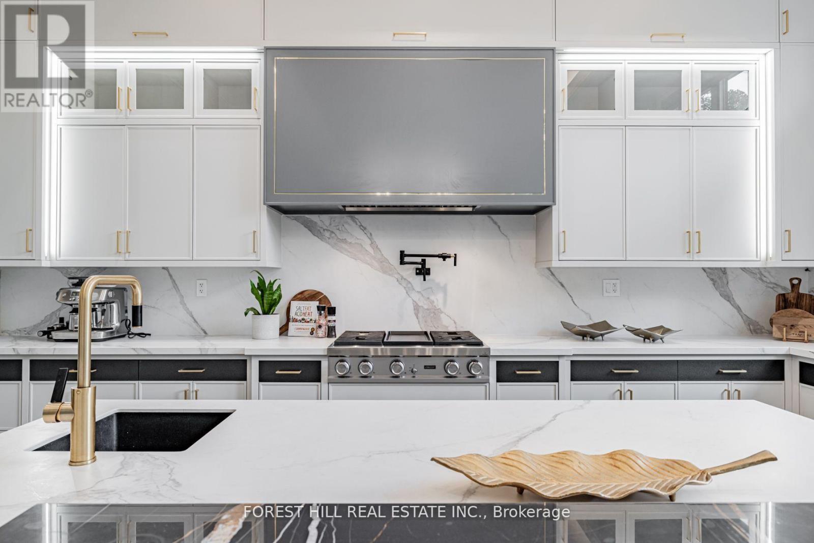 49 Ravenscroft Circle, Toronto, Ontario  M2K 1K1 - Photo 18 - C12923340