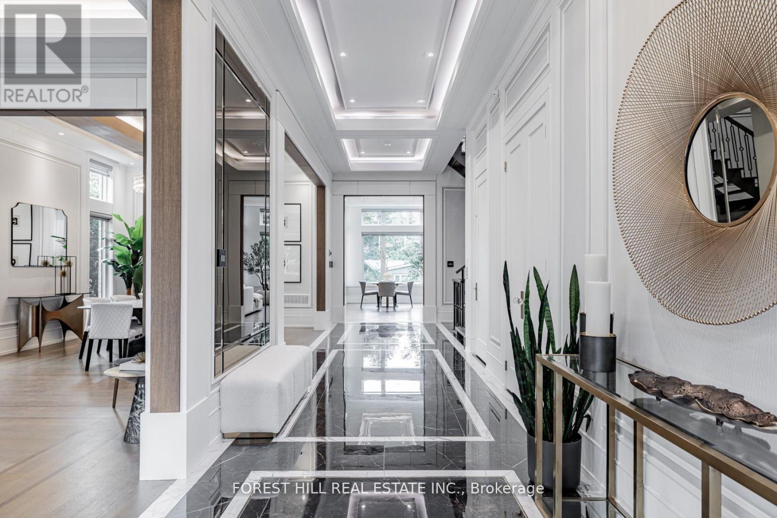 49 Ravenscroft Circle, Toronto, Ontario  M2K 1K1 - Photo 2 - C12923340