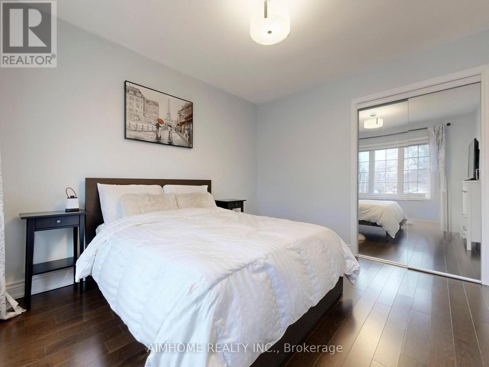39 Brentcliffe Road, Toronto, Ontario  M4G 3Y4 - Photo 25 - C12923362