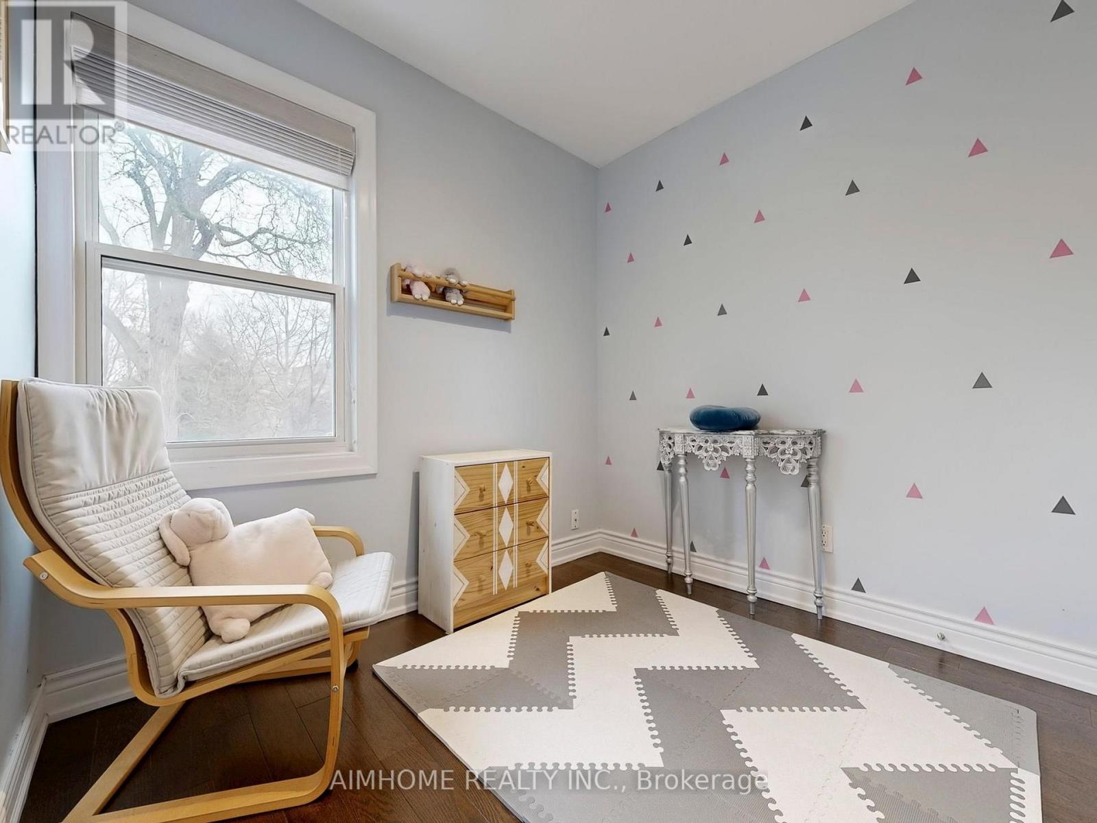 39 Brentcliffe Road, Toronto, Ontario  M4G 3Y4 - Photo 27 - C12923362