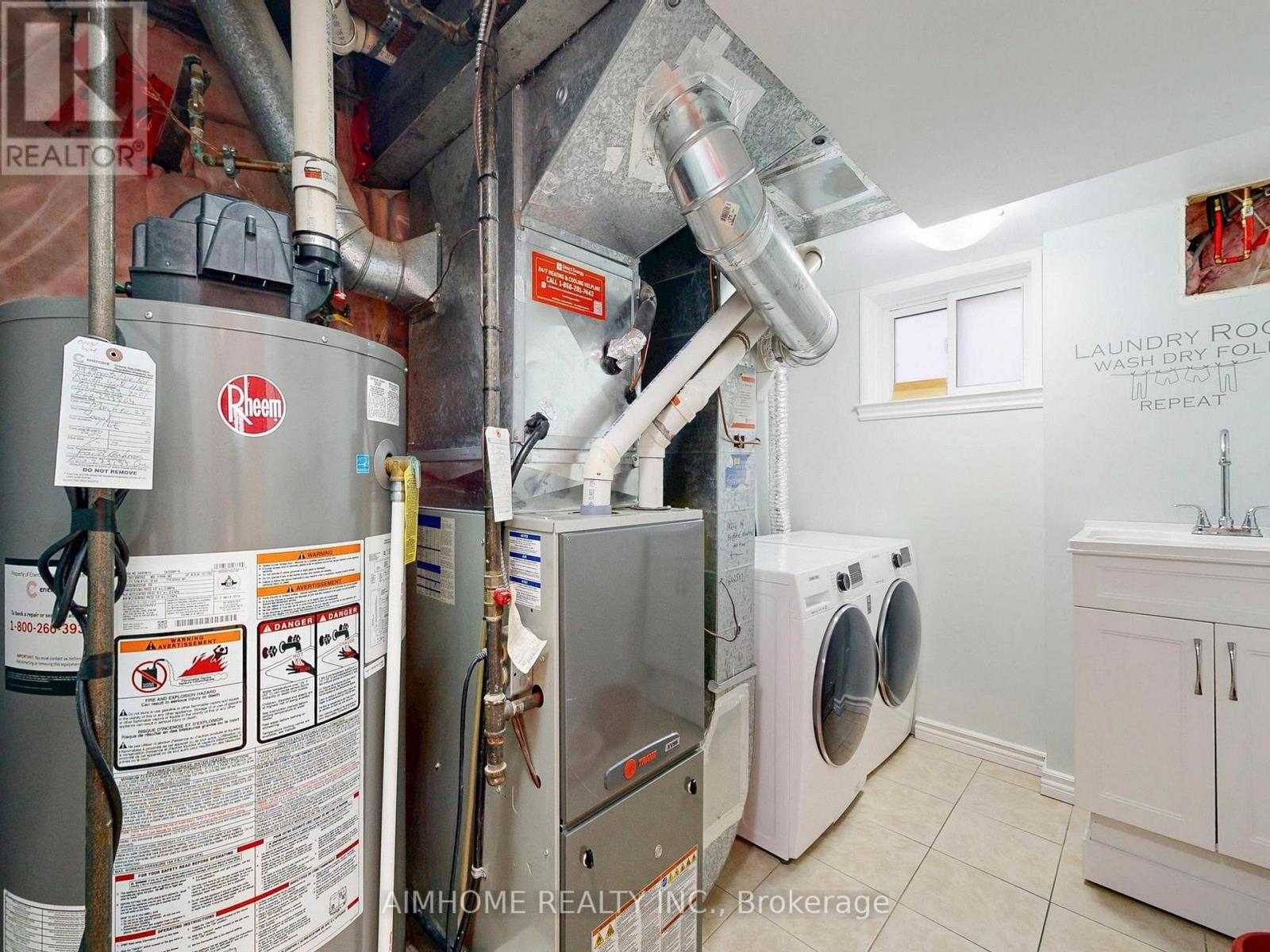 39 Brentcliffe Road, Toronto, Ontario  M4G 3Y4 - Photo 40 - C12923362