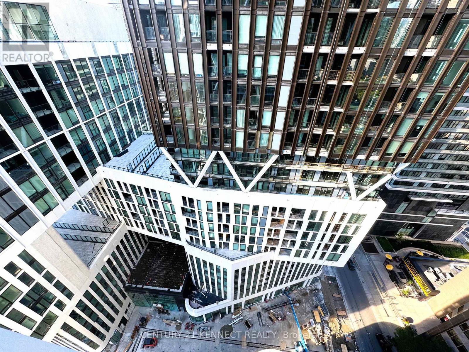 1821 - 230 Simcoe Street, Toronto, Ontario  M5T 0G7 - Photo 18 - C12923390