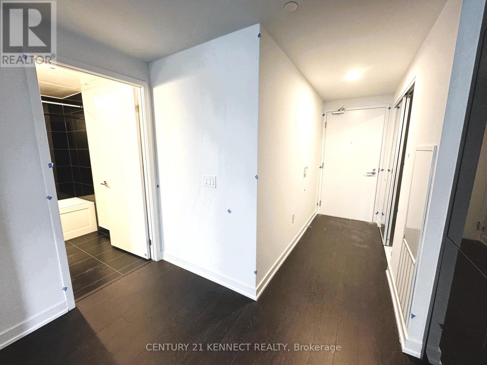 1821 - 230 Simcoe Street, Toronto, Ontario  M5T 0G7 - Photo 2 - C12923390