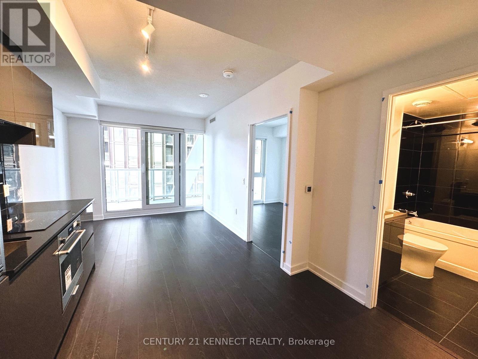 1821 - 230 Simcoe Street, Toronto, Ontario  M5T 0G7 - Photo 9 - C12923390