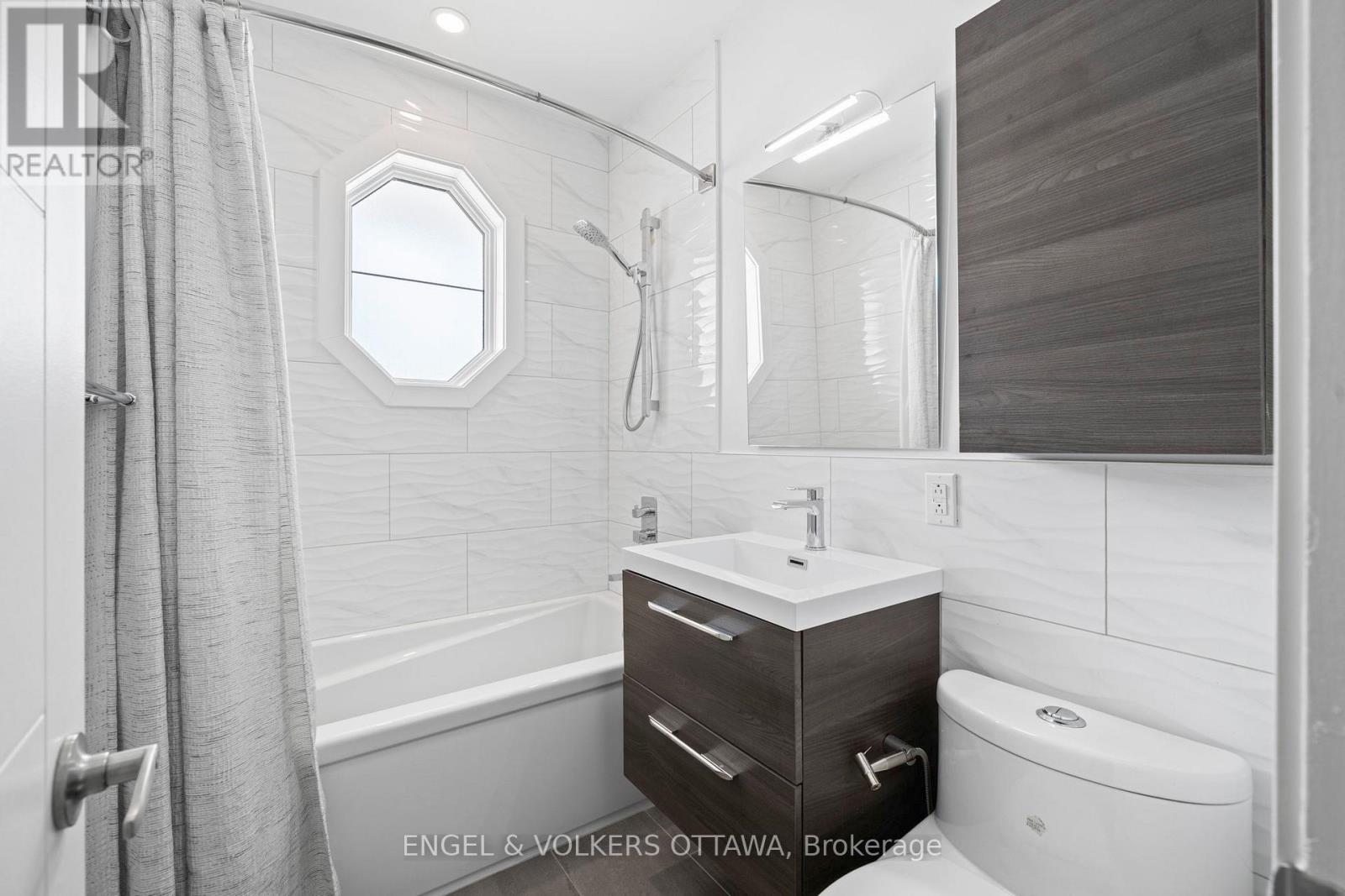 315 Frost Avenue, Ottawa, Ontario  K1H 5J1 - Photo 21 - X12923308