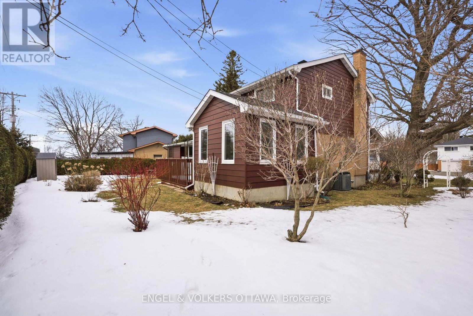 1148 Castle Hill Crescent, Ottawa, Ontario  K2C 2A8 - Photo 33 - X12923426