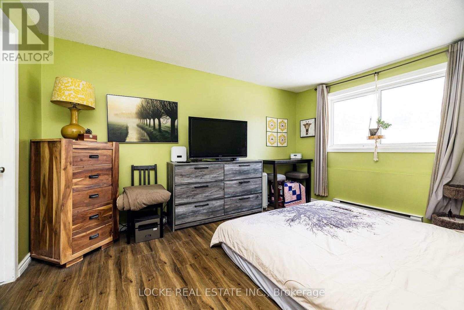 105 - 250 Brittany Drive, Ottawa, Ontario  K1K 4M1 - Photo 12 - X12923466