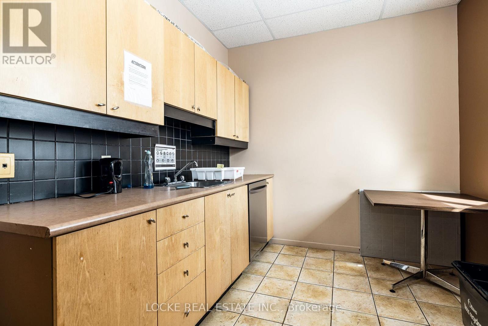 105 - 250 Brittany Drive, Ottawa, Ontario  K1K 4M1 - Photo 29 - X12923466