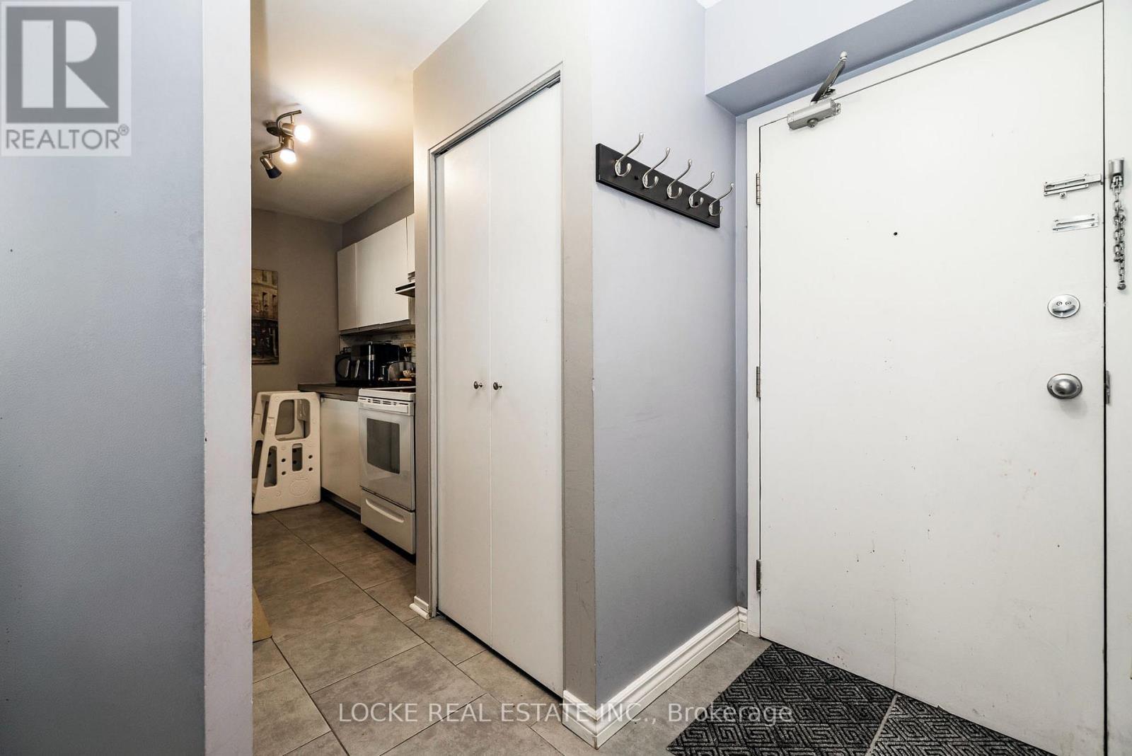 105 - 250 Brittany Drive, Ottawa, Ontario  K1K 4M1 - Photo 7 - X12923466