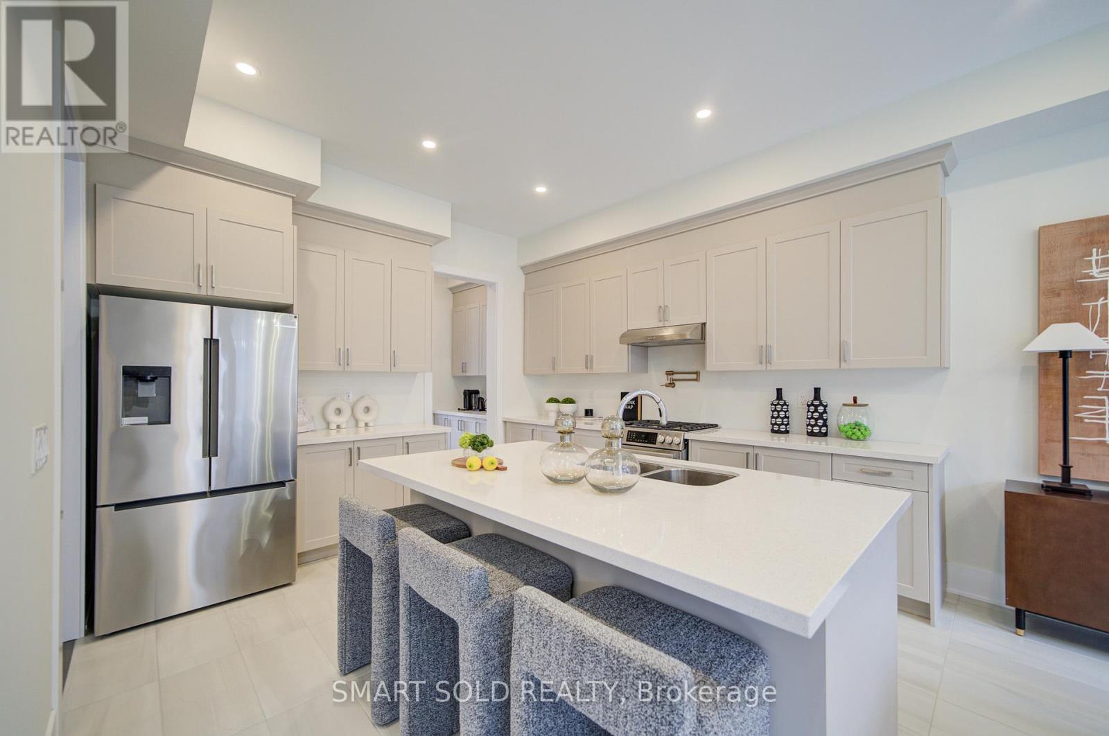 72 Meizhou Avenue, Markham, Ontario  L6C 3N1 - Photo 12 - N12922252