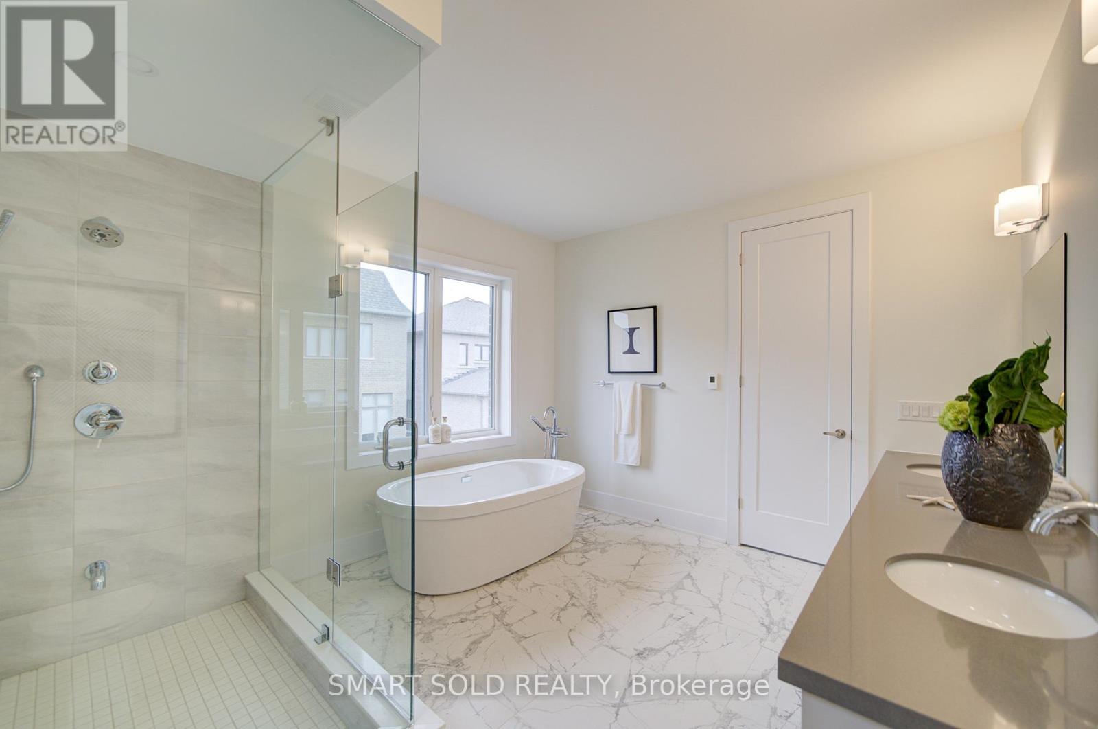 72 Meizhou Avenue, Markham, Ontario  L6C 3N1 - Photo 32 - N12922252