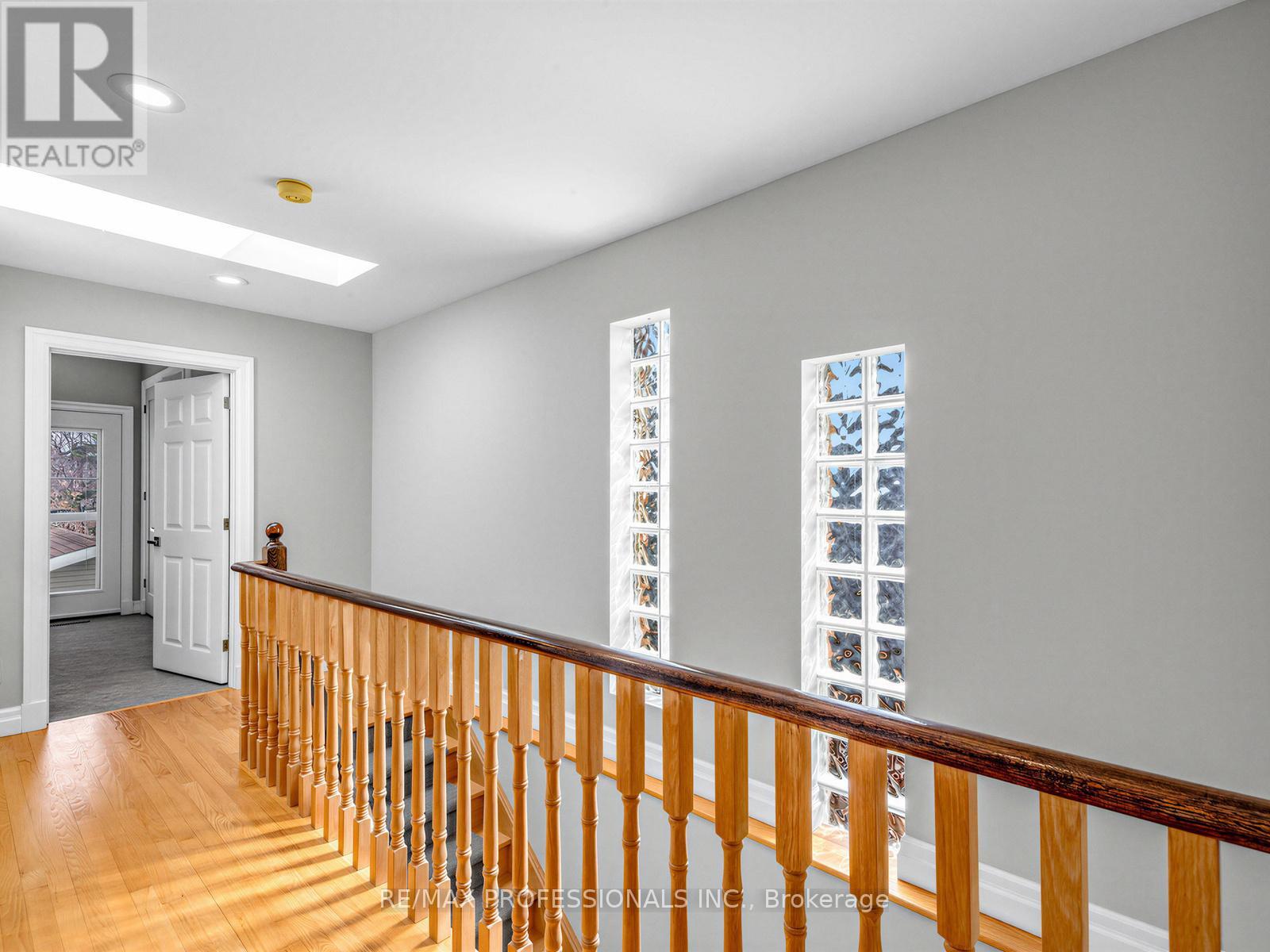 23 Mckayfield Road, Toronto, Ontario  M4J 4P6 - Photo 16 - E12923334