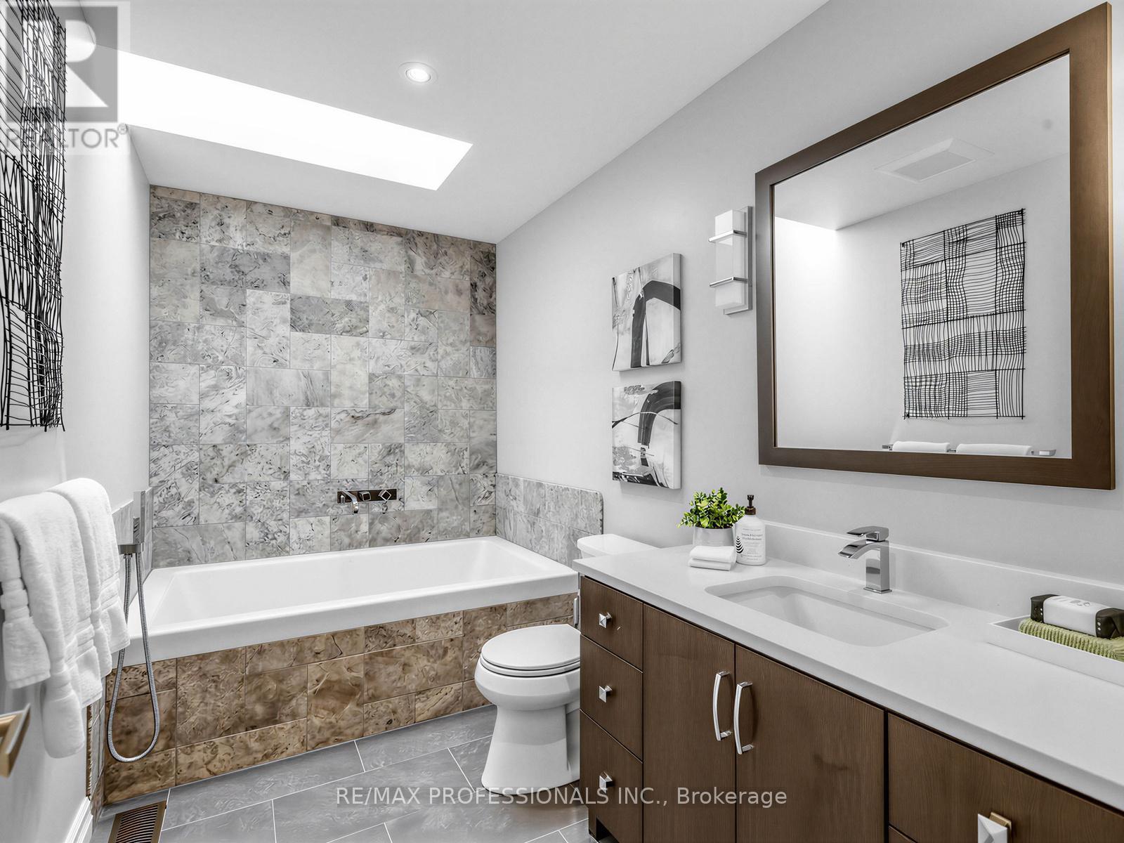 23 Mckayfield Road, Toronto, Ontario  M4J 4P6 - Photo 24 - E12923334