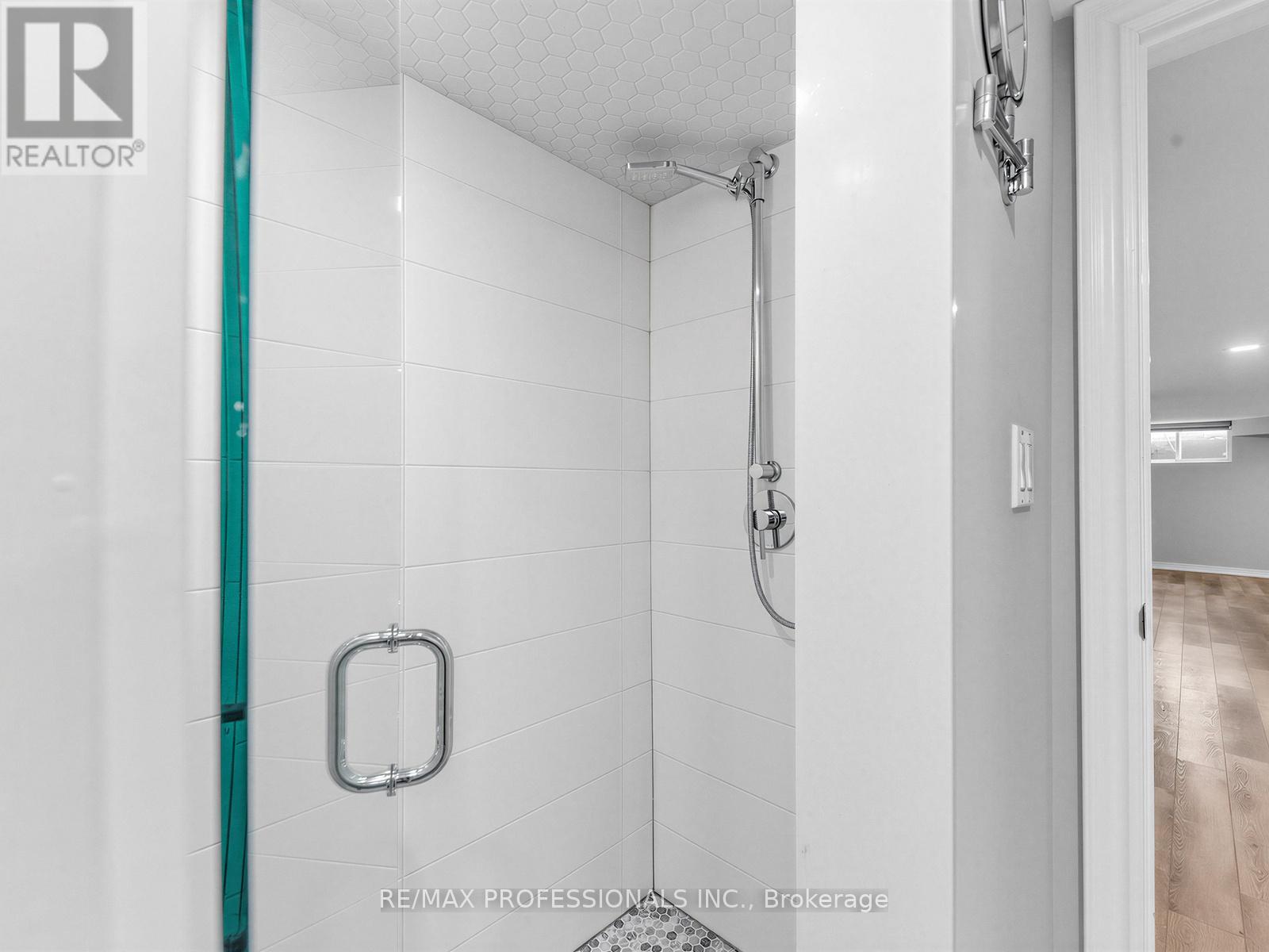 23 Mckayfield Road, Toronto, Ontario  M4J 4P6 - Photo 29 - E12923334