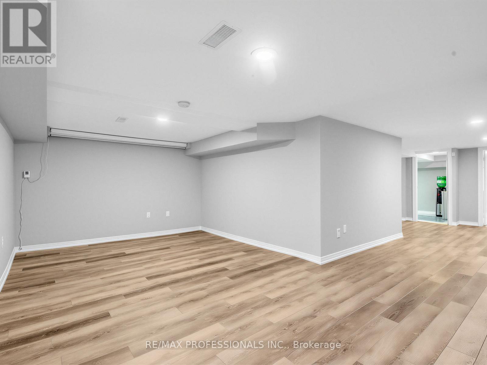 23 Mckayfield Road, Toronto, Ontario  M4J 4P6 - Photo 32 - E12923334