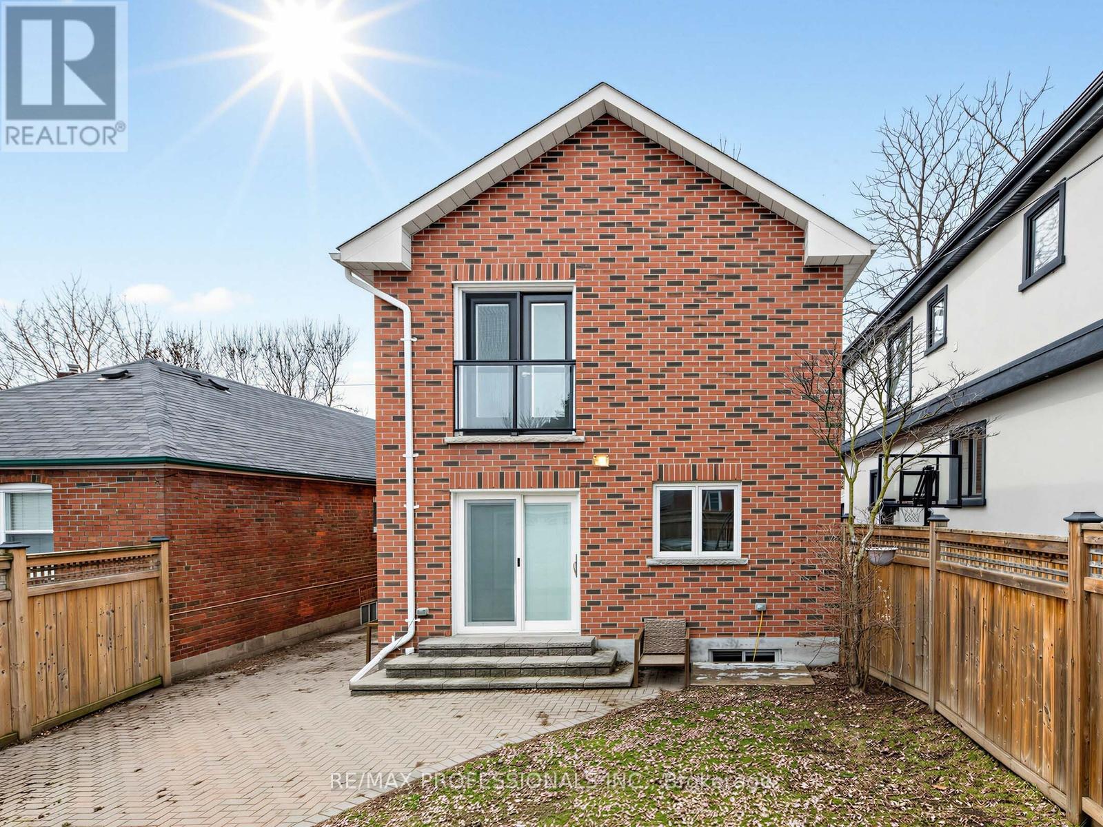 23 Mckayfield Road, Toronto, Ontario  M4J 4P6 - Photo 34 - E12923334