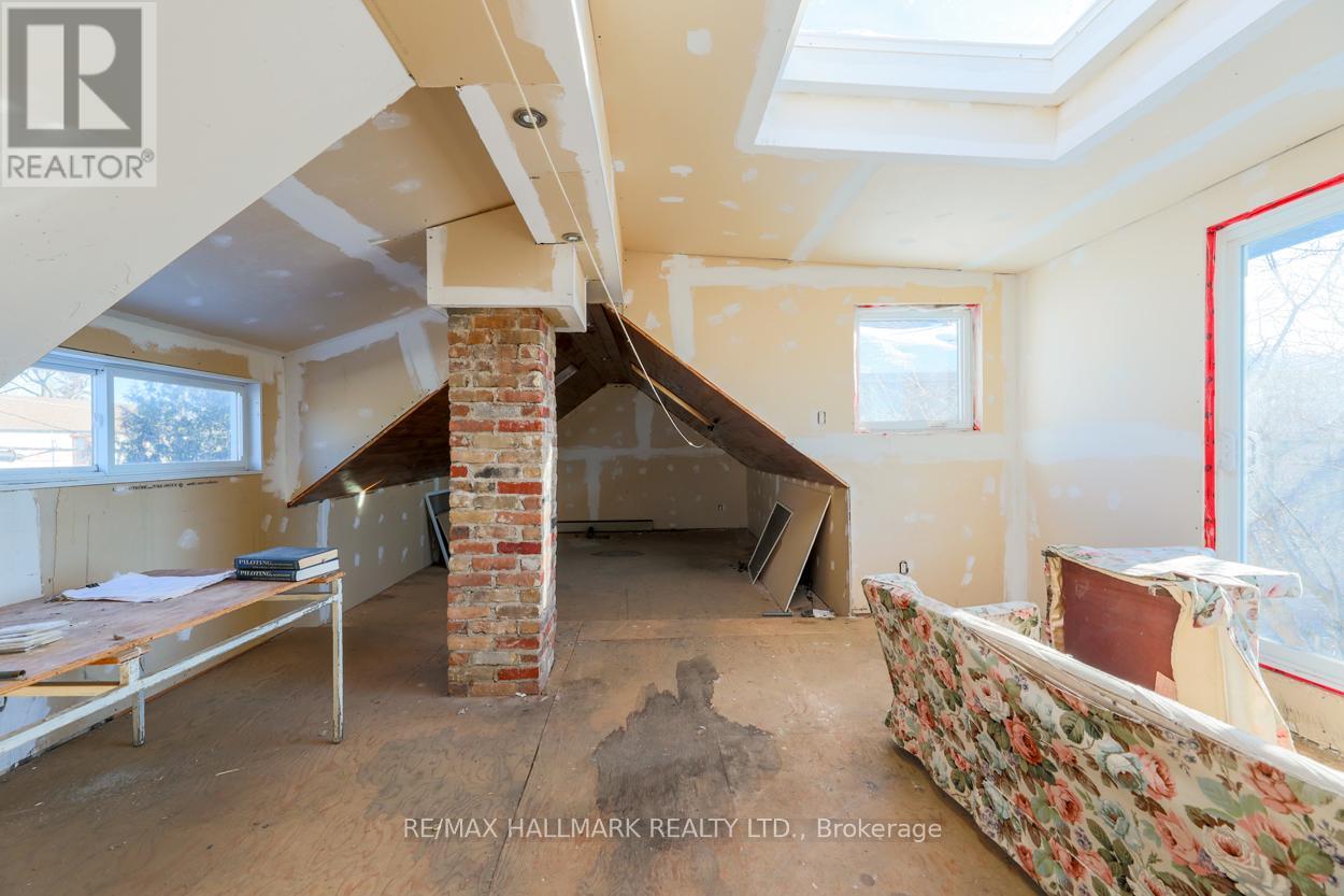 63 Highview Avenue, Toronto, Ontario  M1N 2H4 - Photo 9 - E12923438