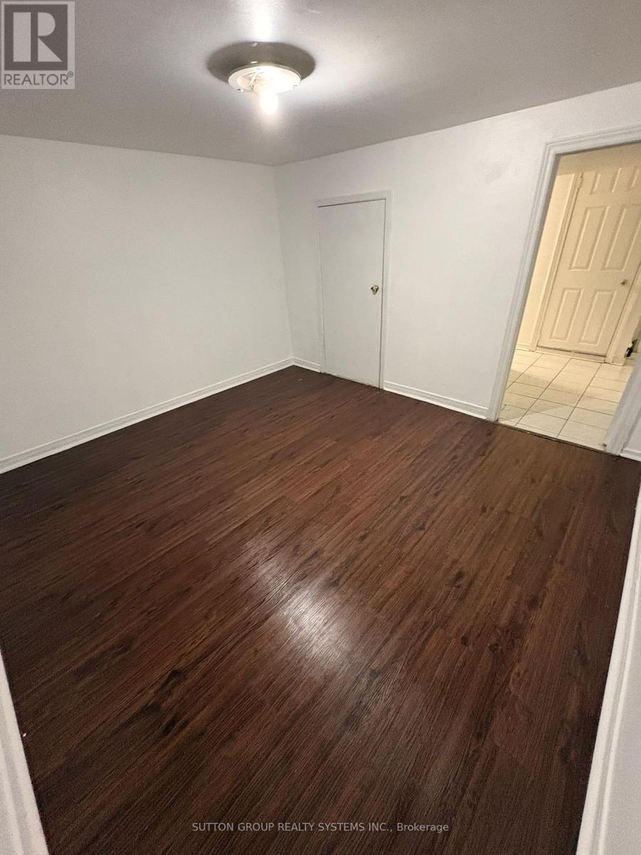 B2 - 83 Dawes (Basement) Road, Toronto, Ontario  M4C 5B2 - Photo 6 - E12923444