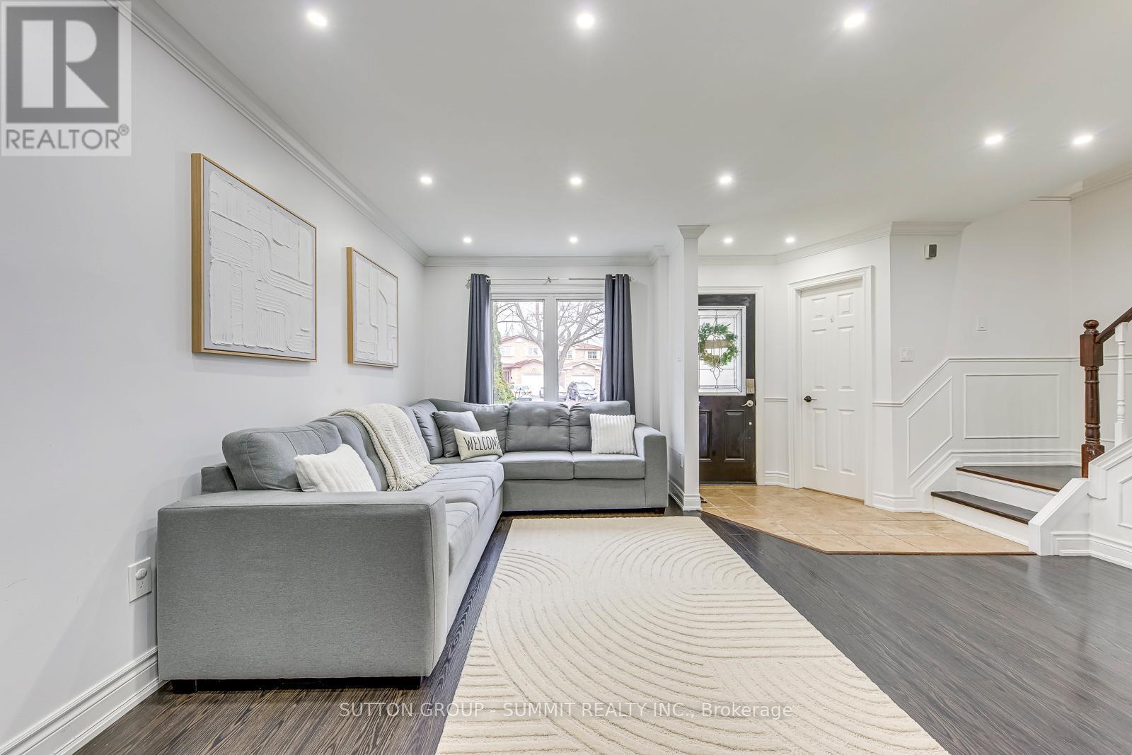 46 Frazer Road, Ajax, Ontario L1S 4B2 - Photo 4 - E12923496