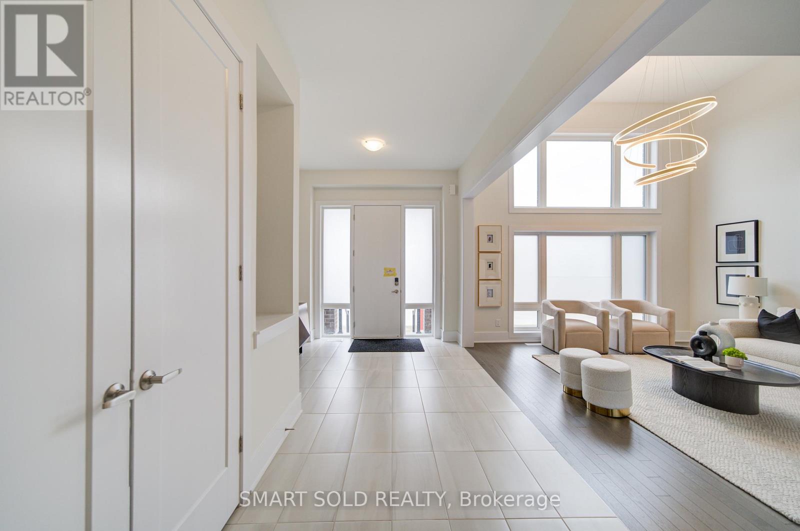 72 Meizhou Avenue, Markham, Ontario  L6C 3N1 - Photo 5 - N12922252