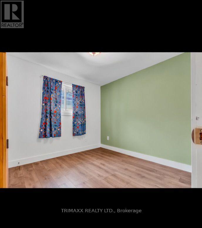 3321 Monica Drive, Mississauga, Ontario  L4T 3E6 - Photo 9 - W12921506