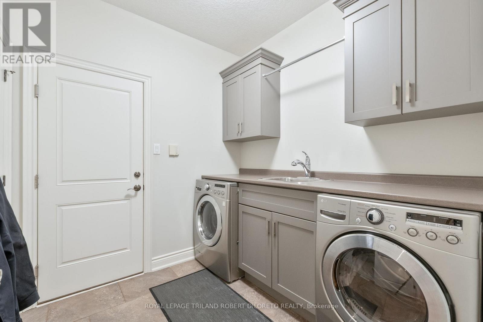 6968 Clayton Walk, London South, Ontario  N6P 0B2 - Photo 26 - X12923354