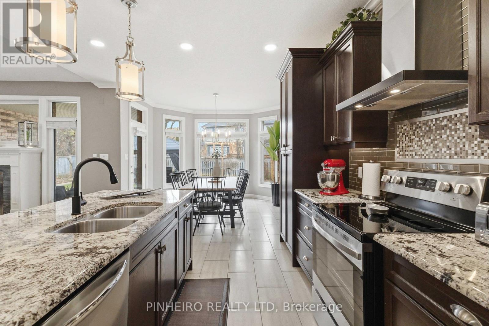 223 Birchmount Street, London South, Ontario  N6K 4X8 - Photo 11 - X12923488