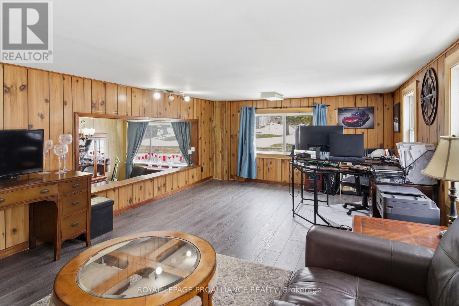 18 Quabbin Road, Front Of Yonge, Ontario  K0E 1R0 - Photo 16 - X12923414