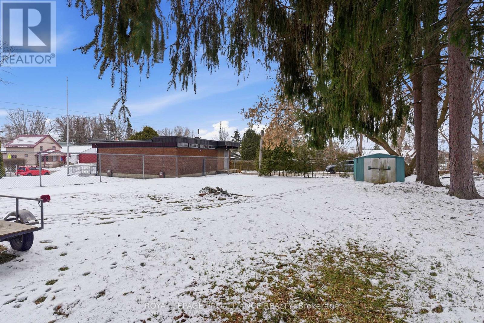 18 Quabbin Road, Front Of Yonge, Ontario  K0E 1R0 - Photo 26 - X12923414