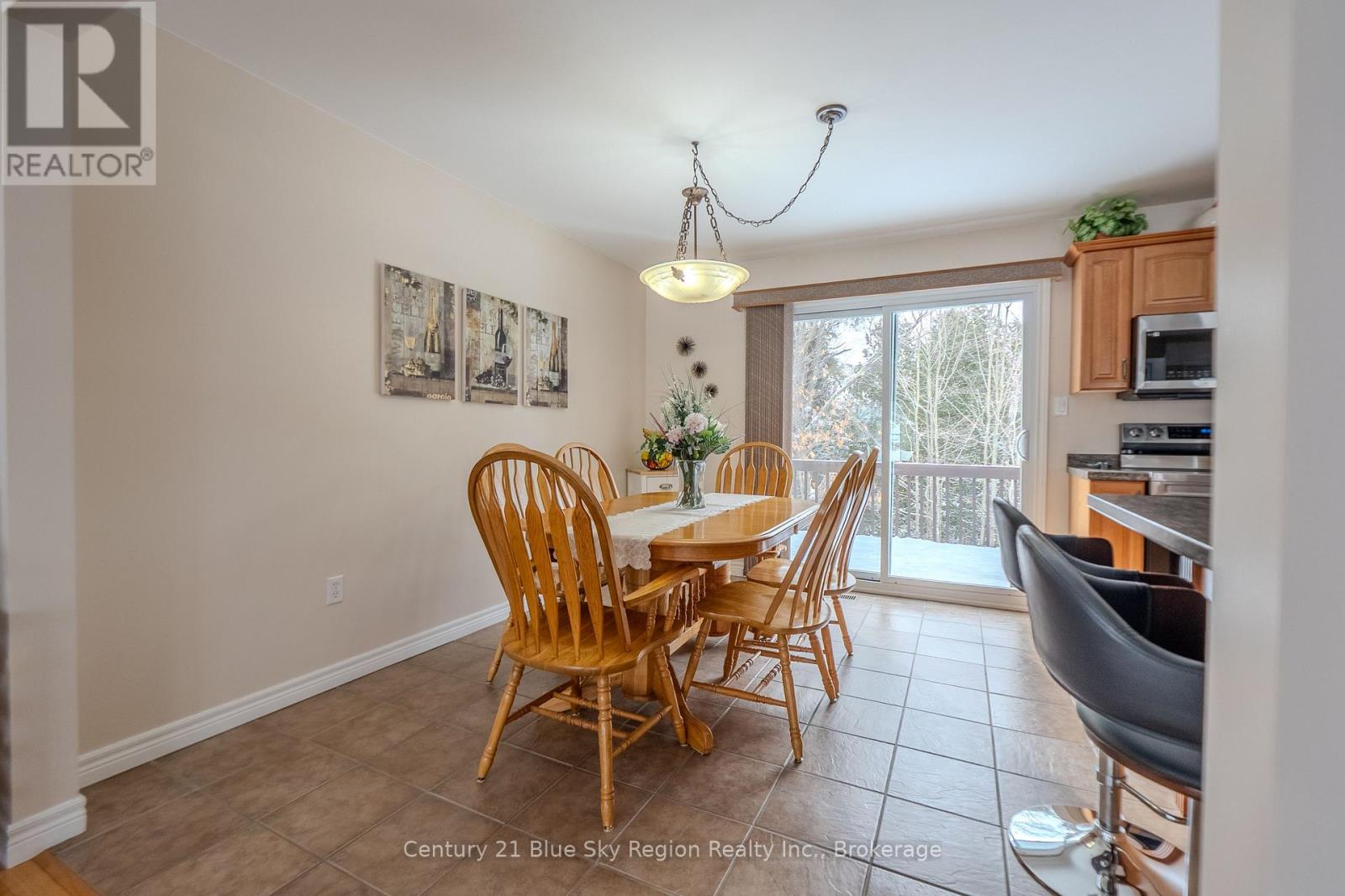 165 Carmichael Drive, North Bay, Ontario  P1B 8G2 - Photo 12 - X12923478