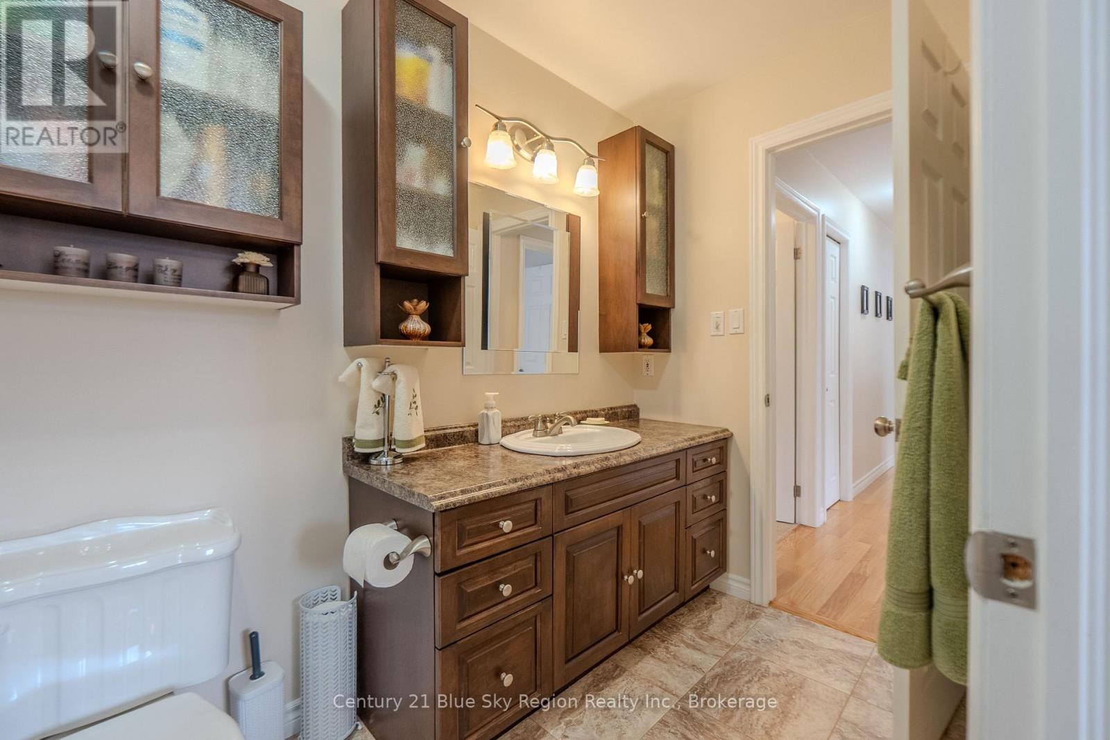 165 Carmichael Drive, North Bay, Ontario  P1B 8G2 - Photo 17 - X12923478