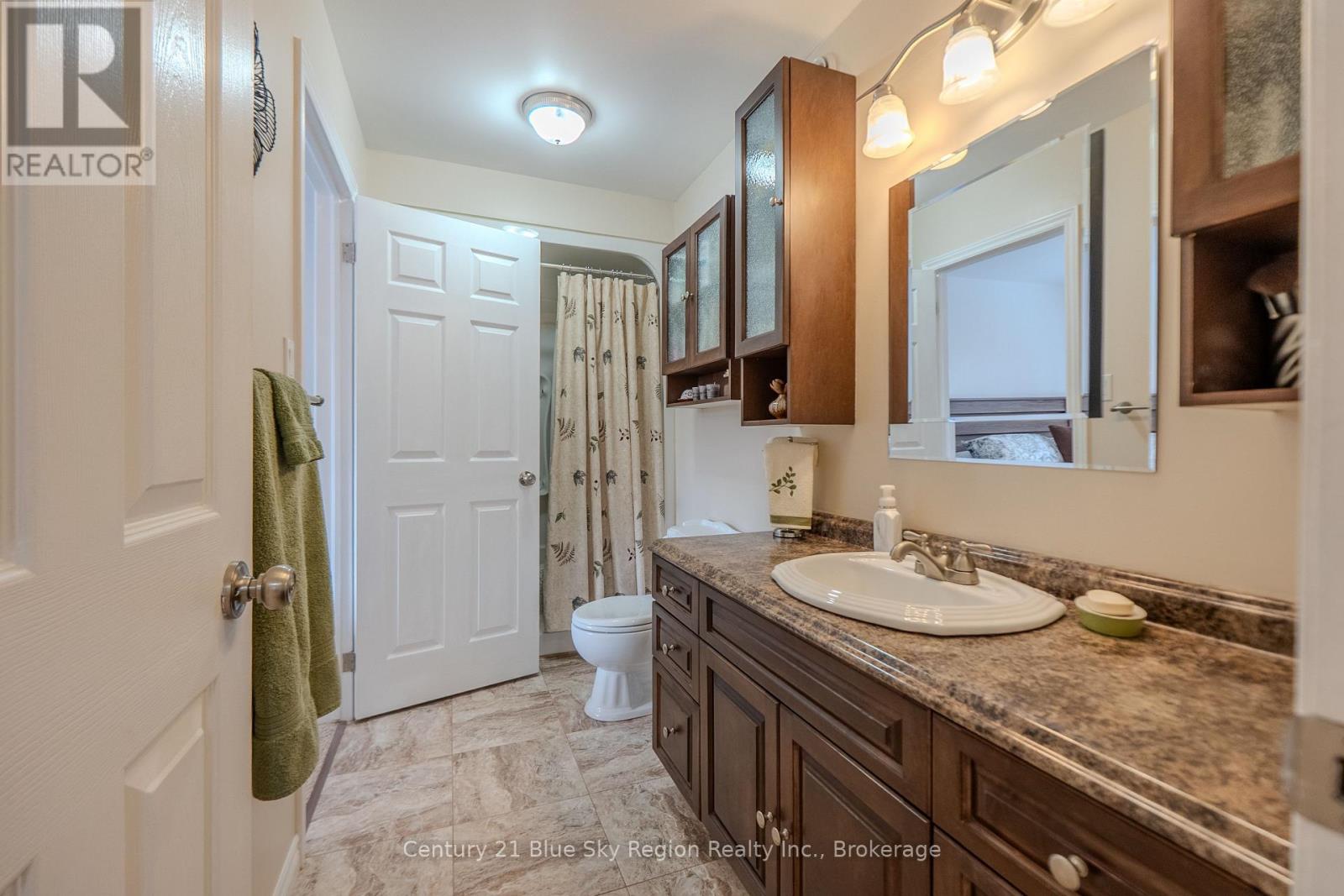 165 Carmichael Drive, North Bay, Ontario  P1B 8G2 - Photo 18 - X12923478