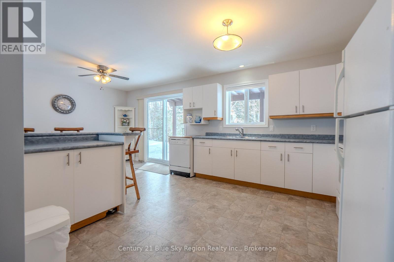 165 Carmichael Drive, North Bay, Ontario  P1B 8G2 - Photo 31 - X12923478