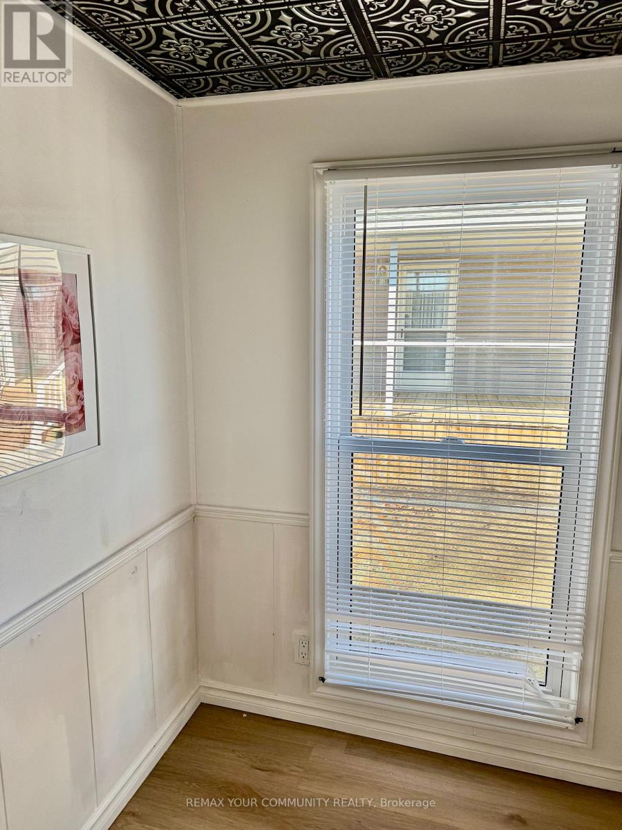 204 - 285 Crydermans Side Road, Georgina (Baldwin), Ontario  L0E 1A0 - Photo 11 - N12923332