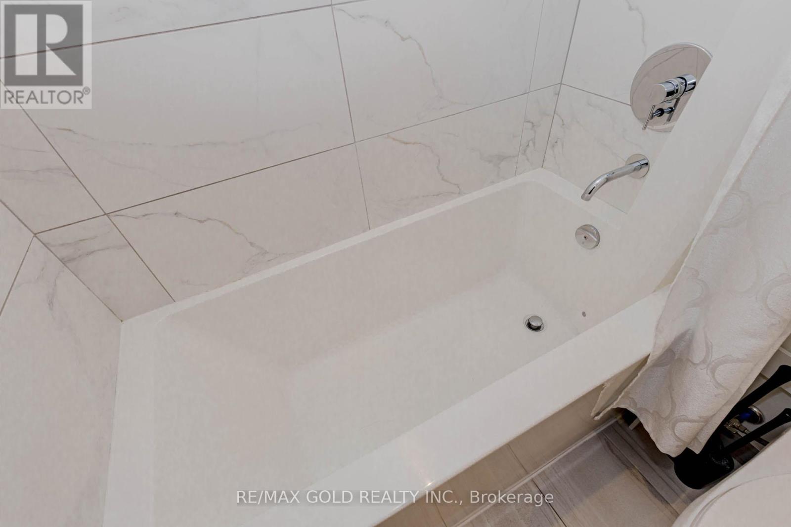 502 - 5 Buttermill Avenue, Vaughan, Ontario  L4K 0J7 - Photo 23 - N12923392