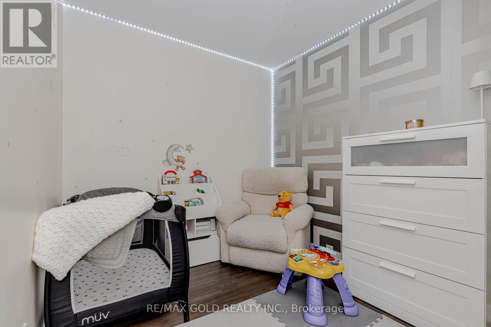 502 - 5 Buttermill Avenue, Vaughan, Ontario  L4K 0J7 - Photo 8 - N12923392