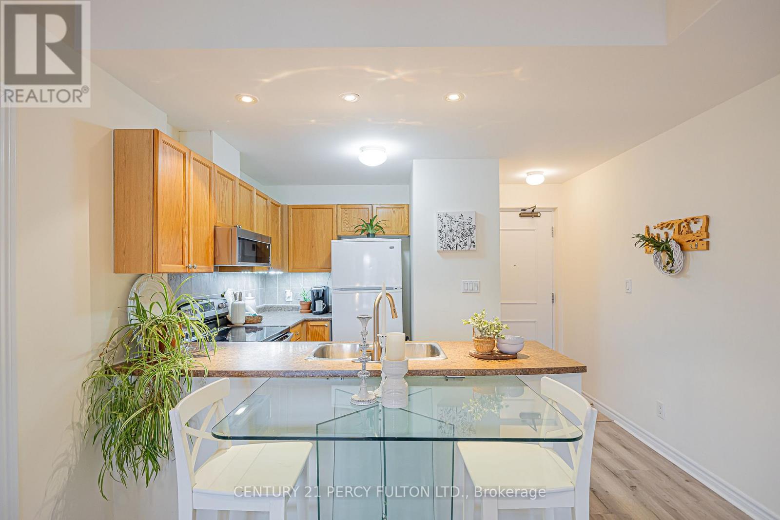 211 - 220 Main Street N, Uxbridge, Ontario  L9P 0B6 - Photo 9 - N12923492