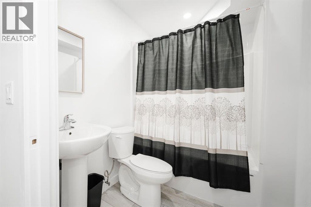 124 Walnut Place, Fort Mcmurray, Alberta  T9K 0T2 - Photo 30 - A2286148